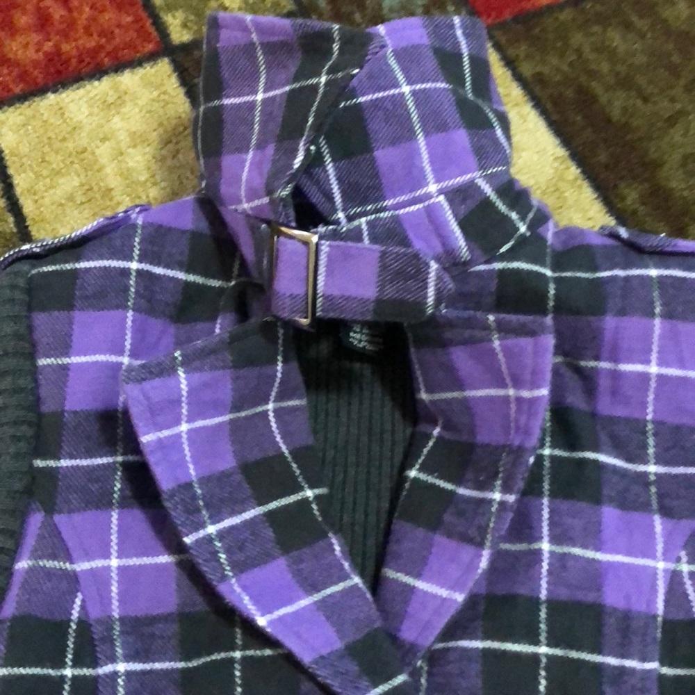 Sweater vest - Picture 3 of 7